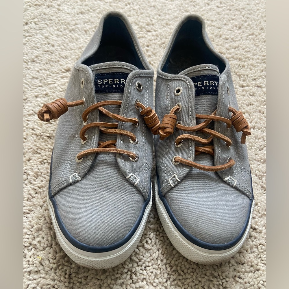 Women’s Sperry Top Siders Size 8